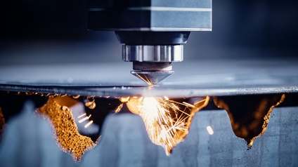 Detailansicht einer CNC-Fräse